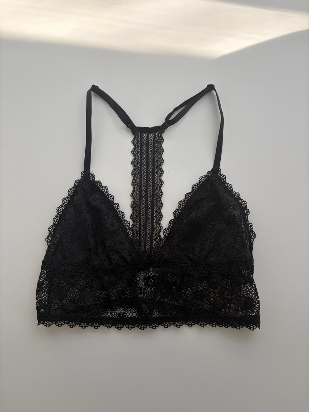 Victoria’s Secret XS Black Lace Racerback Bralette T Back Wireless Bra